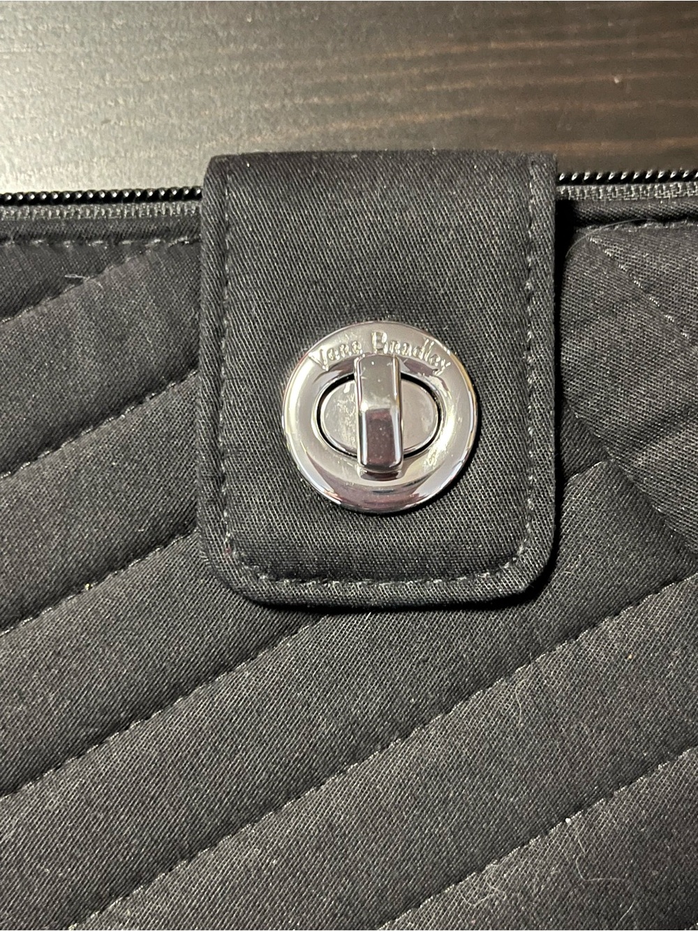 Vera Bradley RFID Turnlock Wallet Classic Black Quilted - Picture 5 of 8